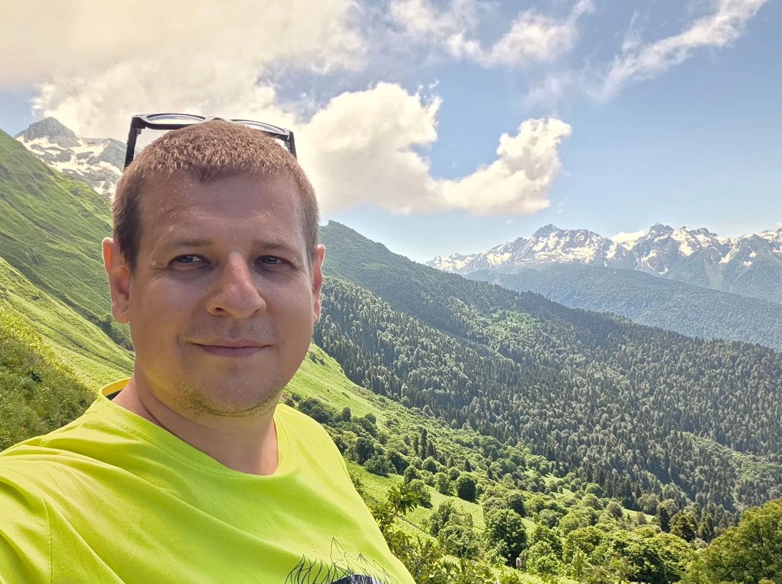 Павел Пресняков, гид